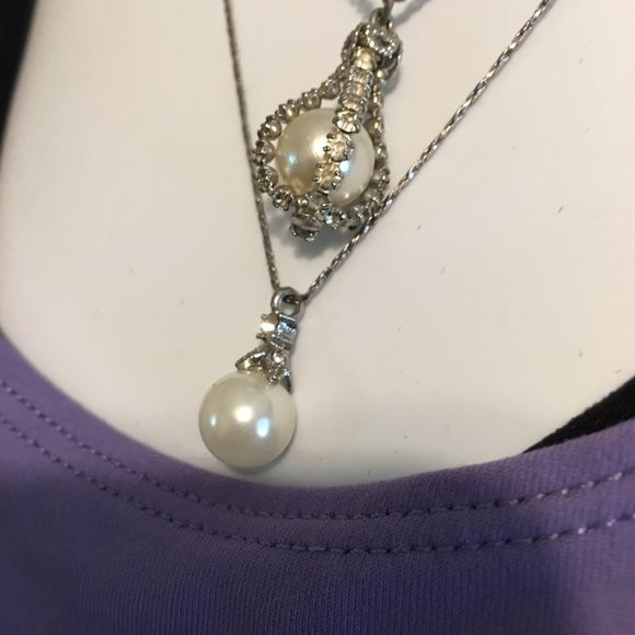 (2) Timeless Vintage Faux Pearl and Diamond Heirloom Necklaces, So Pretty! - Picture 5 of 7